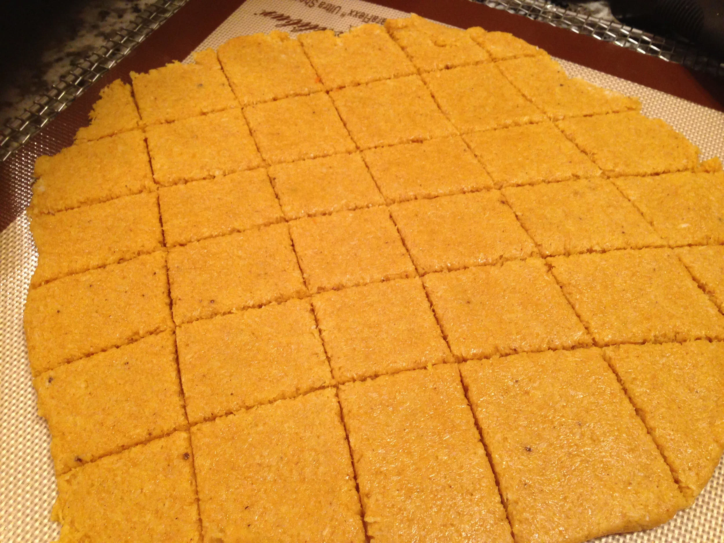 pumpkin-crackers-2.jpg