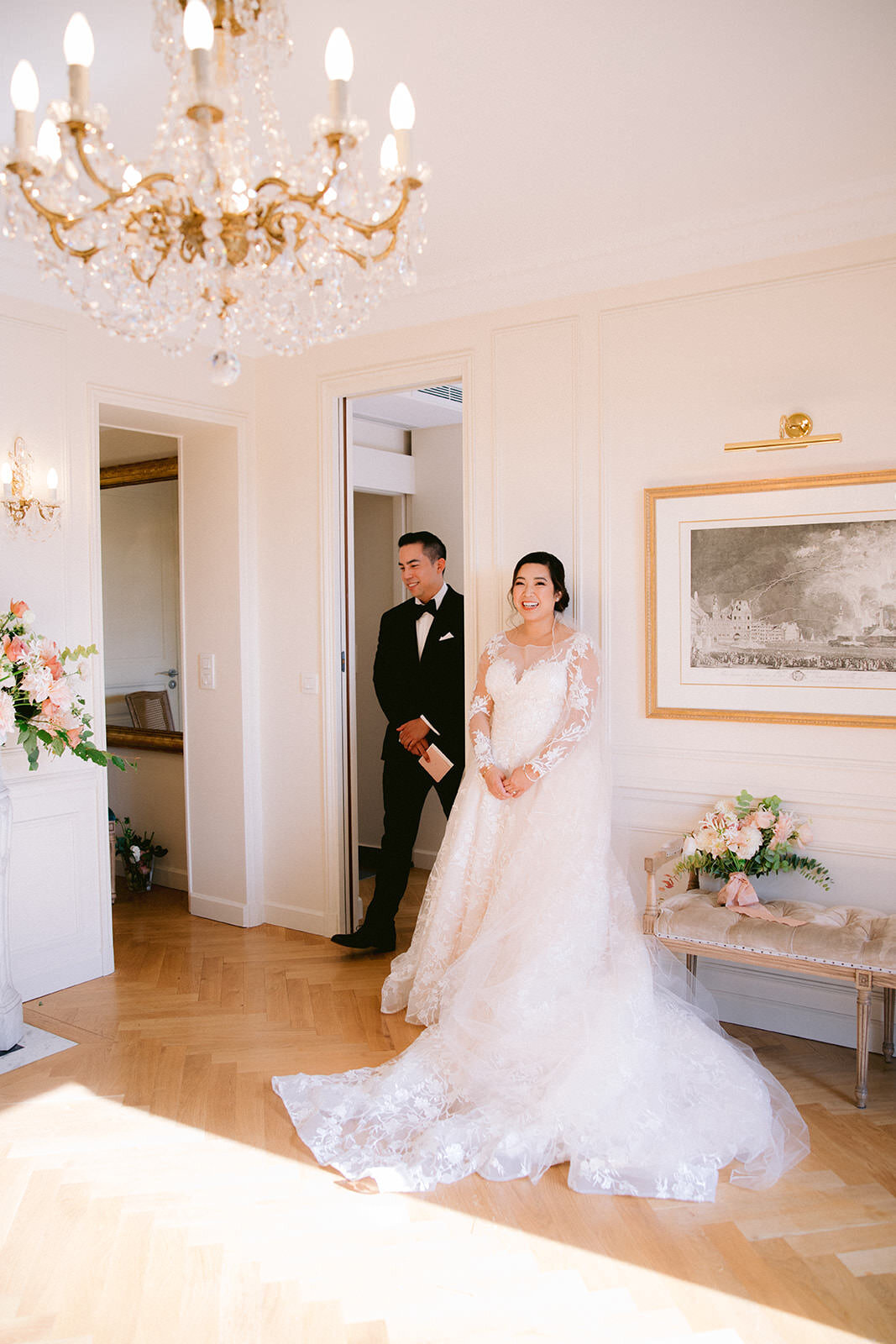  The moment before Brides and Groom's first look photoshoot for their destination Paris wedding  