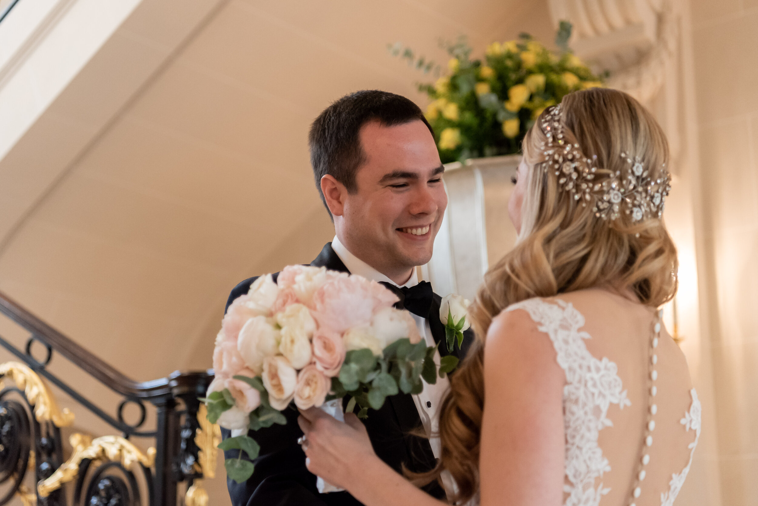 First Look, Paris Destination Wedding at the Peninsula Hotel - Bridal hairstyle + makeup, by Onorina Jomir Beauty 5