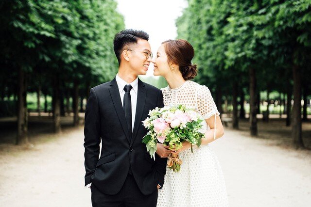pre-wedding-paris-photoshoot-guide-by-onorina-jomir-beauty (17).jpg