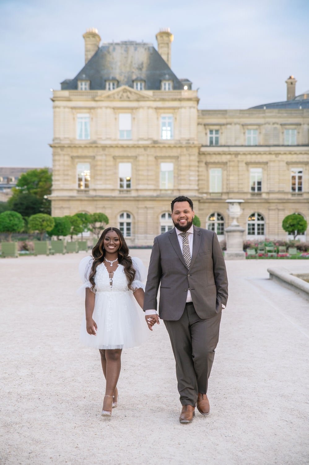 S &amp; K's Paris newlywed photoshoot in some of the most gorgeous landmarks around the city! Which is your favorite: 1, 2, 3, or 4?

If you're planning a multiple-location photoshoot in Paris, my team and I can accompany you to all your locations an