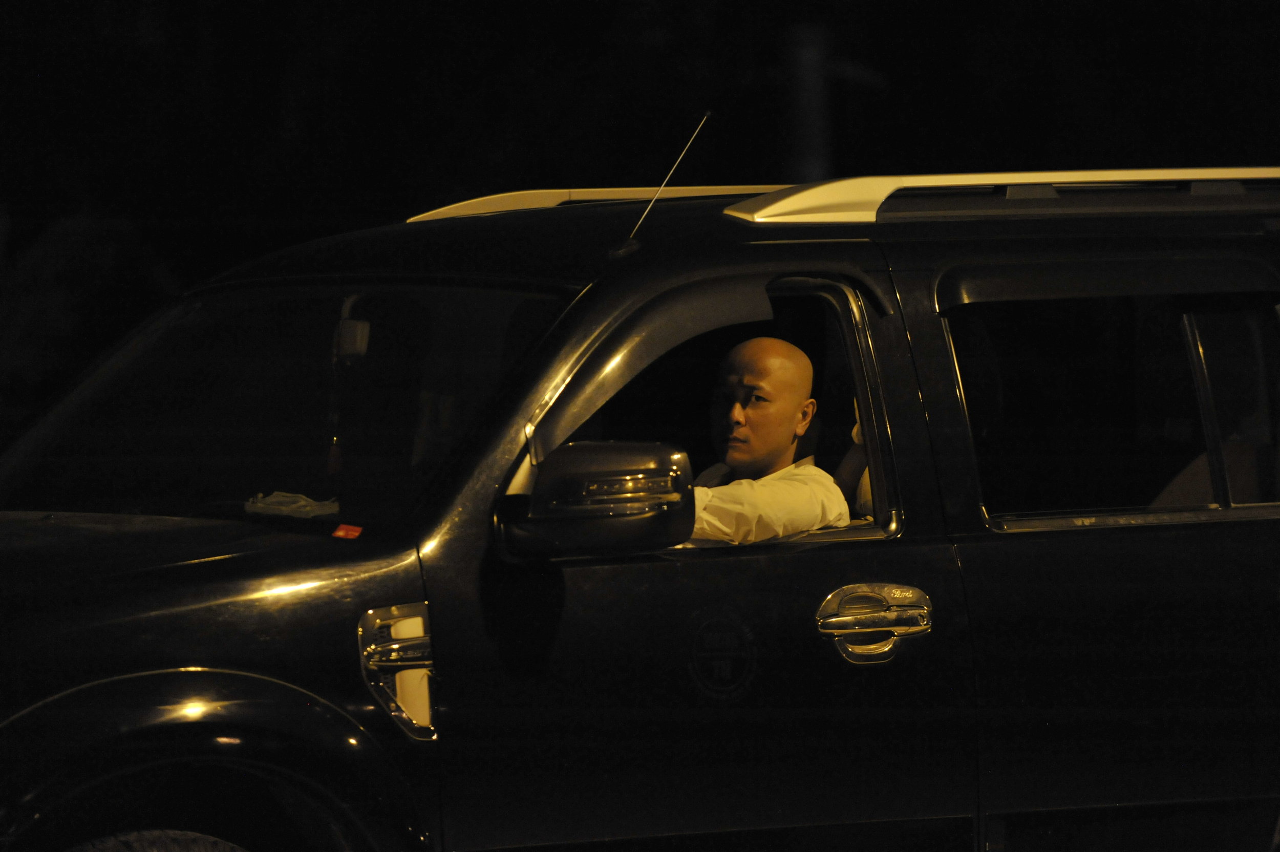 Hanoi Traffic Suv