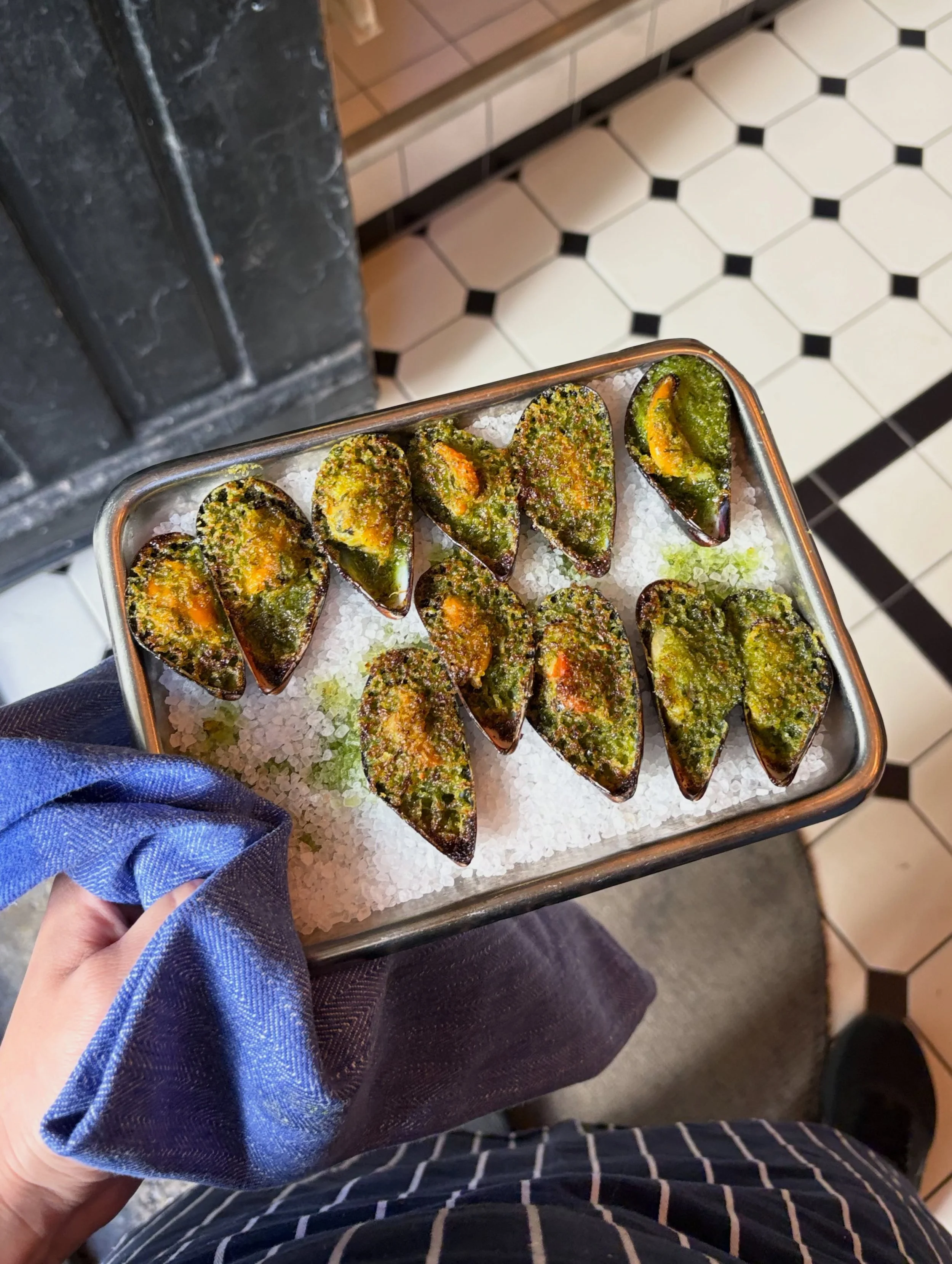 Bl&aring;musslor gratinerade med jalapeno, vitl&ouml;k &amp; parmesan 🔥🔥🔥🔥