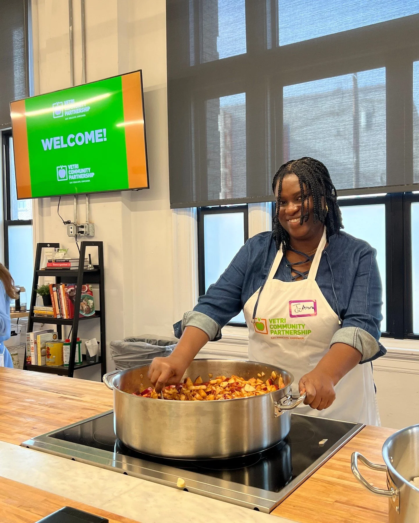 Tomorrow is our second Make &amp; Take event with @Vetricommunity! There are still some spots left; all are invited to participate in Vetri Community Partnership's Teaching Kitchen as we make a meal together to eat, and another for residents at Bethe
