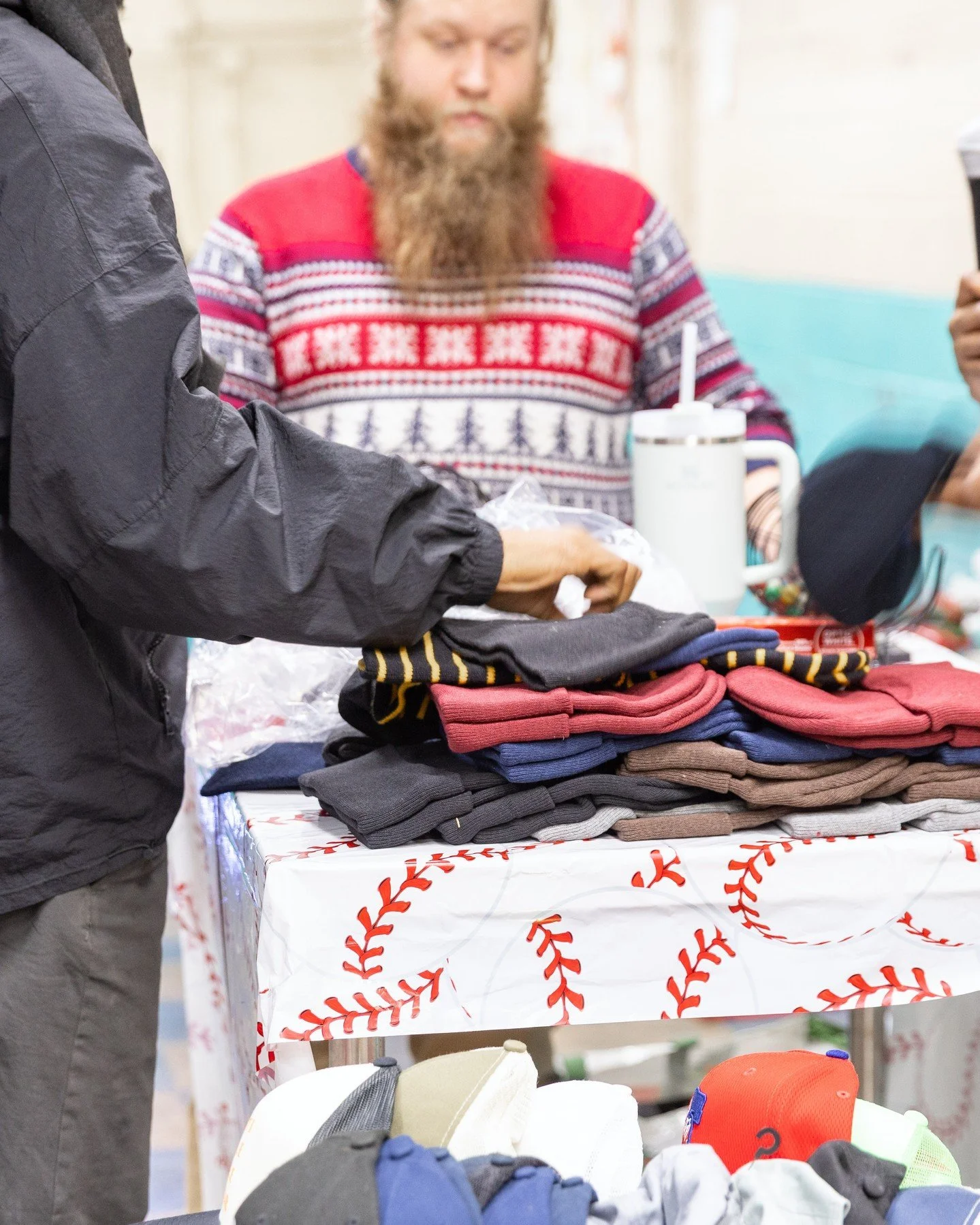 Today temps rose to a balmy 34 degrees, a respite from the recent below-freezing weather that has been in Philly for over a week. Our Director of Shelter, Kharisma Goldston, spoke with @phillyInquirer about the realities of shelter during extreme col