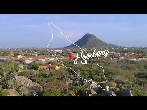 Hike to the top of Hooiberg with Carolina : The Locals Travel Guide to Aruba