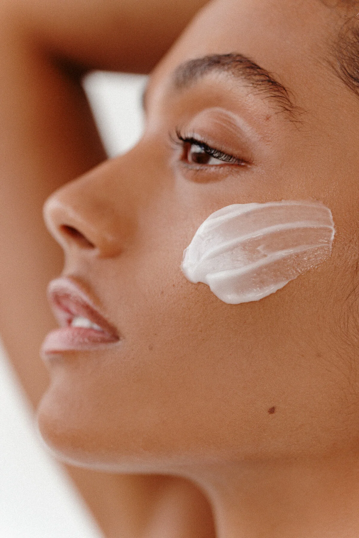 190507_FRESH_JAYCINA-ROSE-MOISTURE_MOISTURIZER_0408.JPG