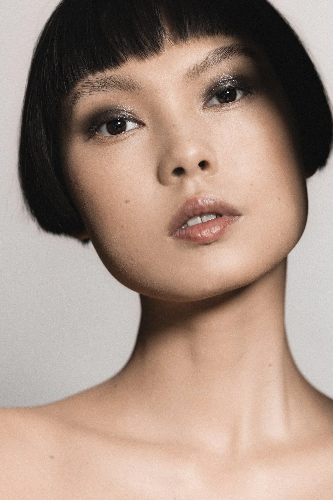 20-1_armani_wearables_eye_etkstellar_lugao_closeupeye_1997.jpg