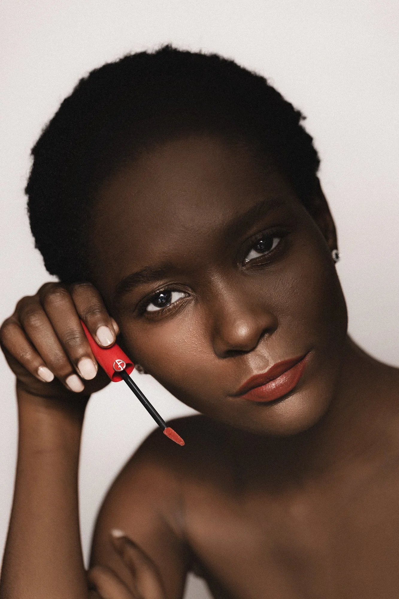 79-206_armani_wearables_lips_lipmaestro_after_mahany_544.jpg