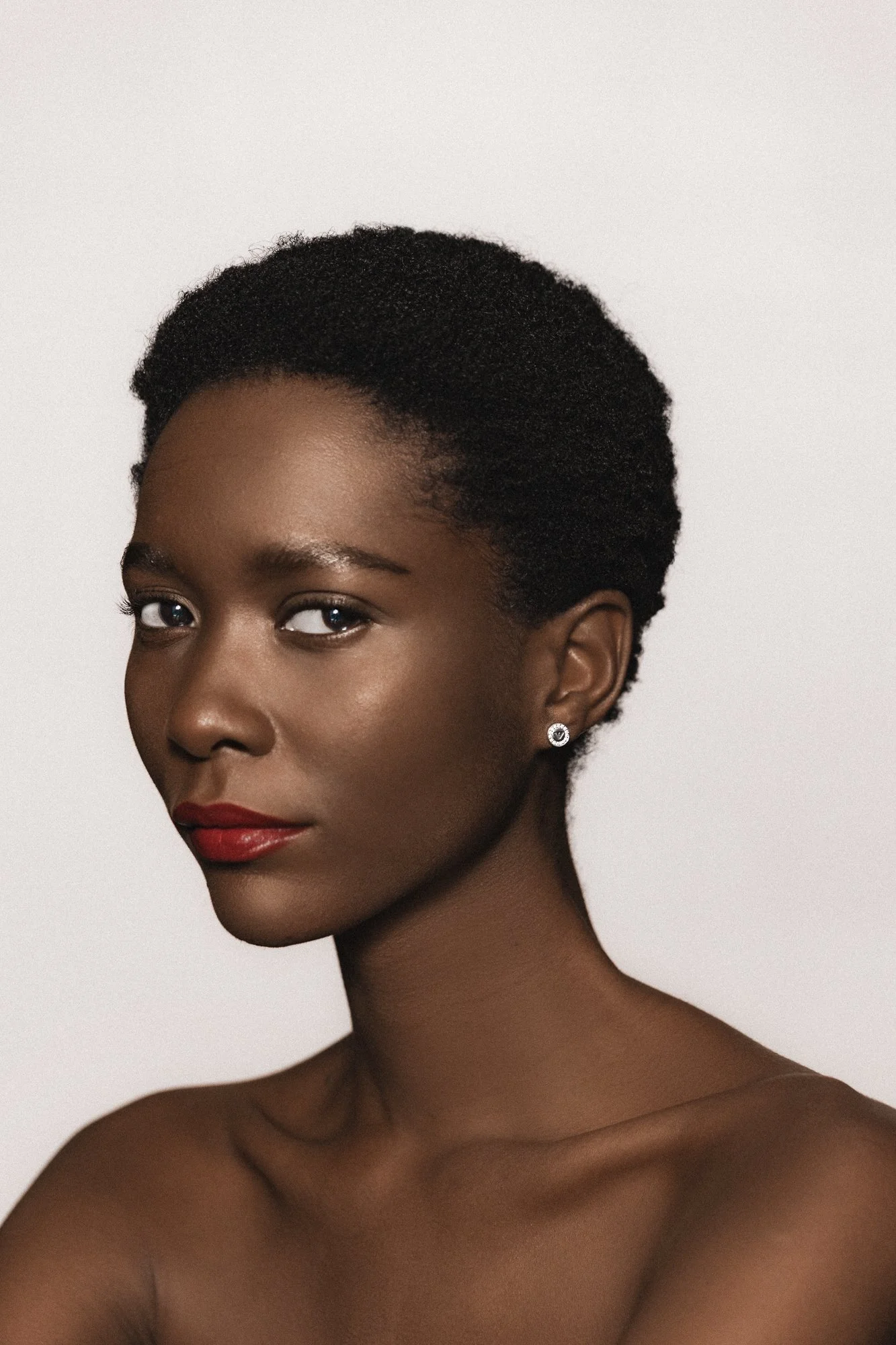 79-400_armani_wearables_lips_lipmaestro_after_mahany_1026.jpg
