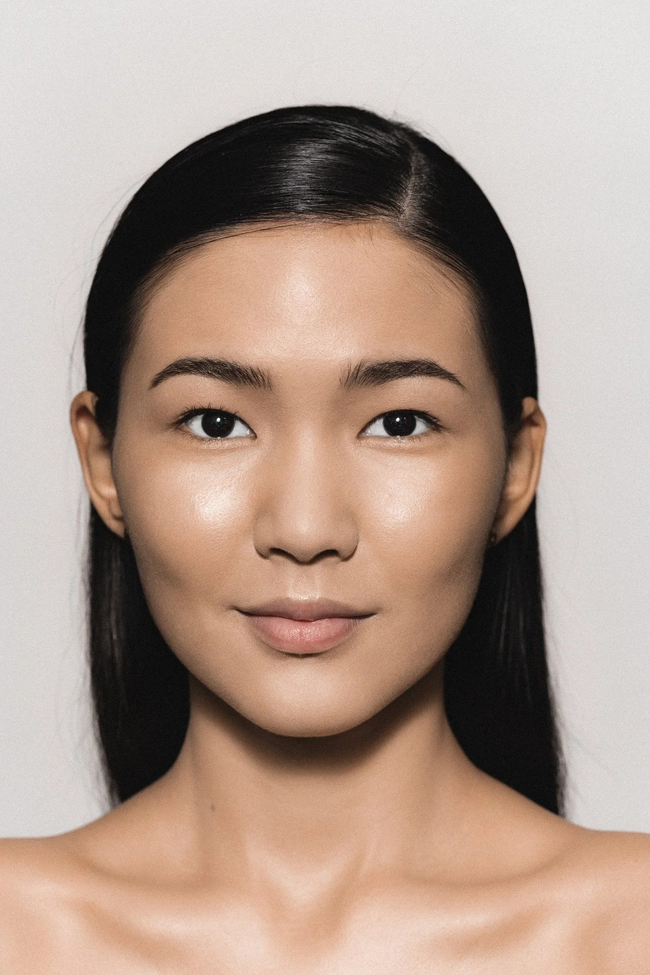 116_armani_wearables_face_designerlift_alua_2_240.jpg