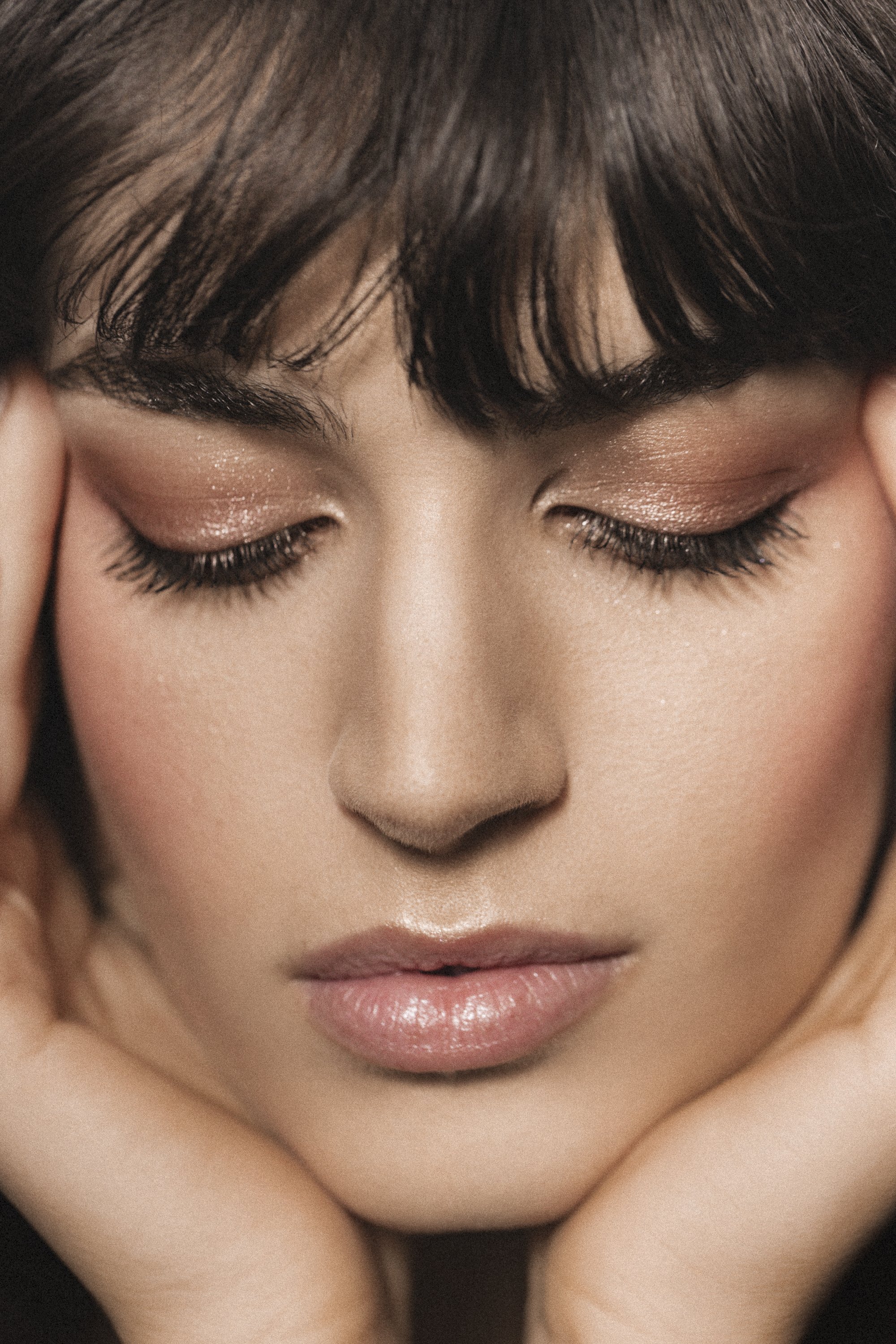 167_armani_wearables_eye_eccentricoeyepalette_greta_closeupeye_2198.jpg