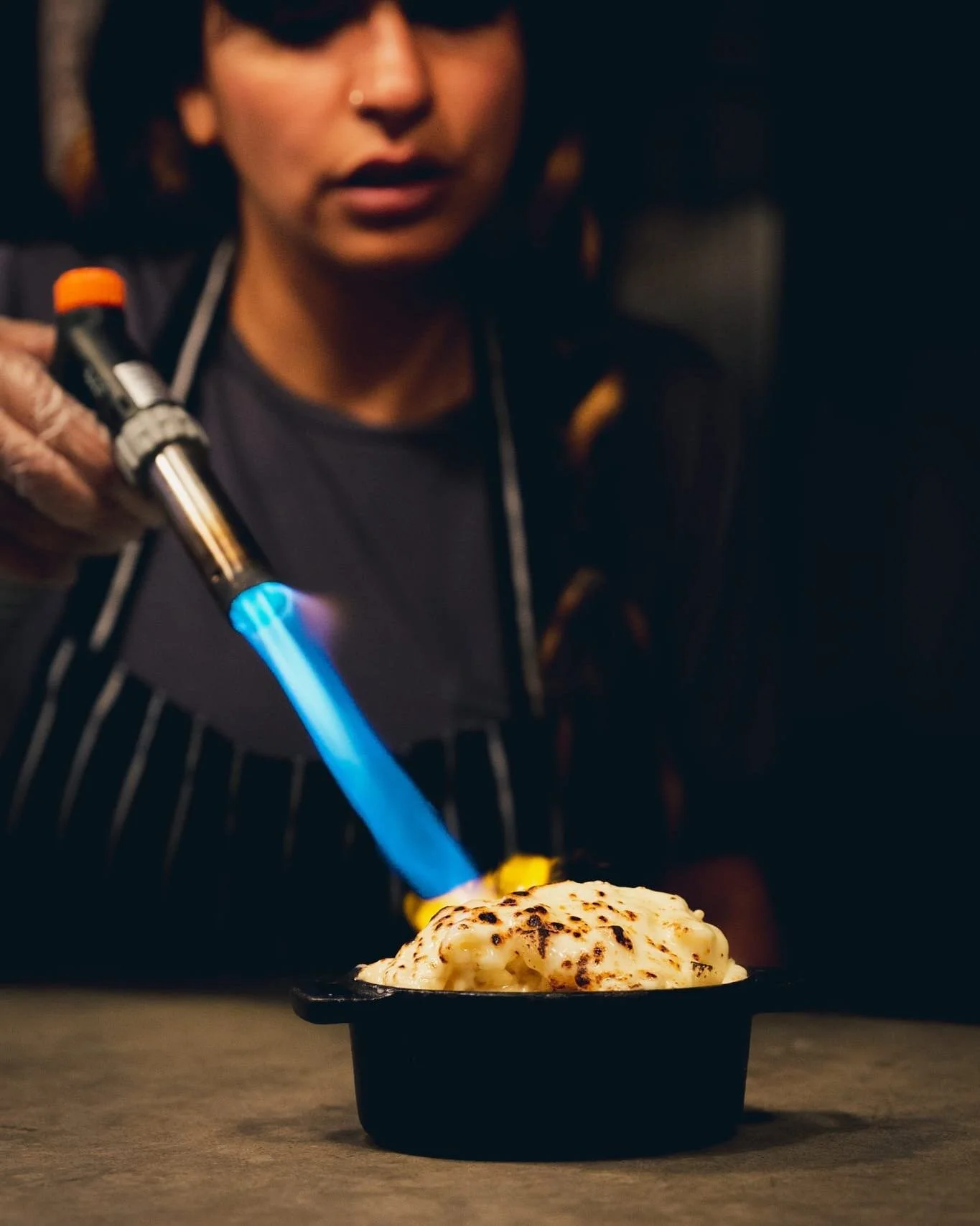 Es my focus face, getting you the Mac and Cheese over via Shipping was a bit of challenge for us both. How does one keep the gooey deliciousness yet also retain the crispy texture on the top layer of an infamous dish like Mac and Cheese? Well it took