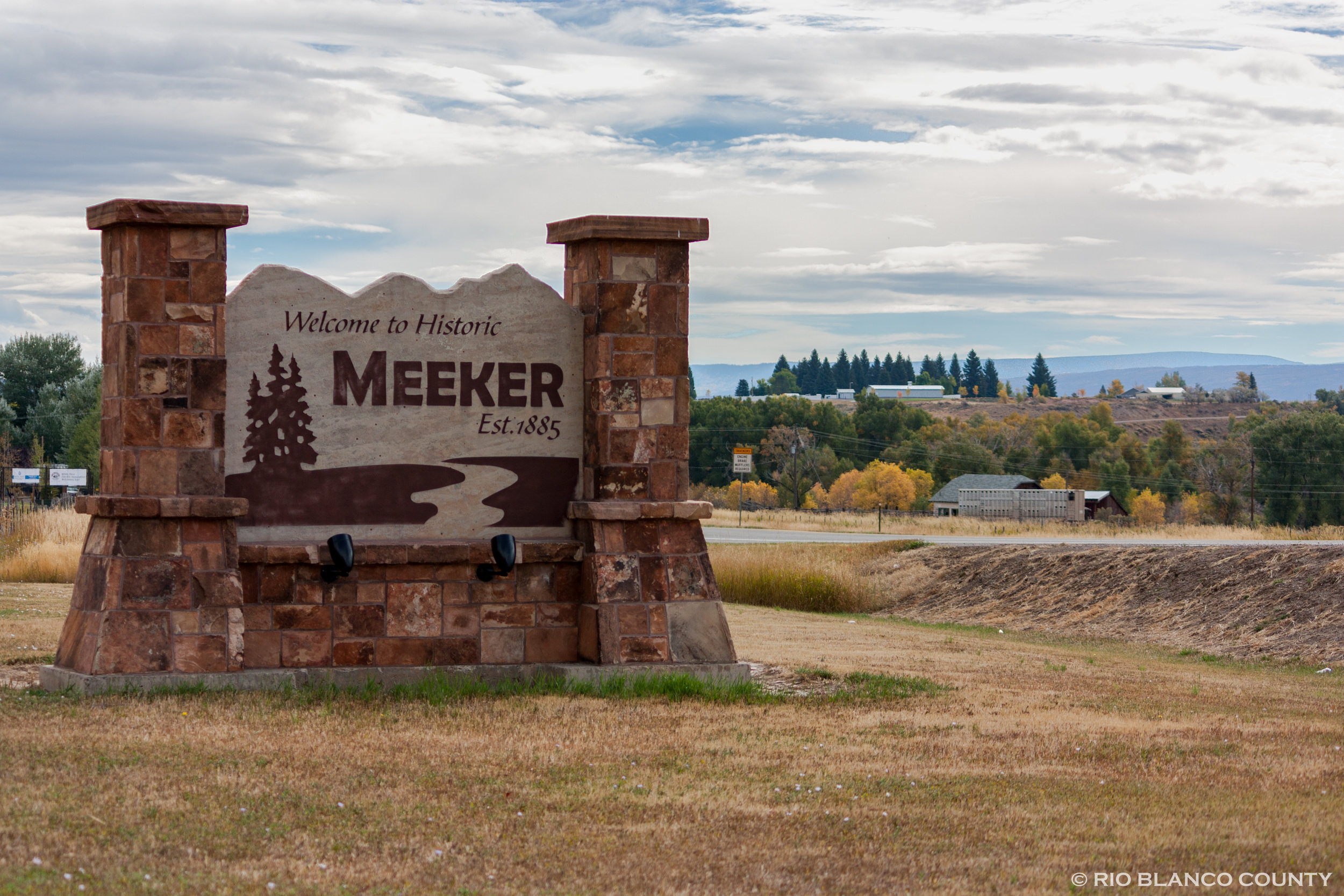 Welcome to Meeker.jpg