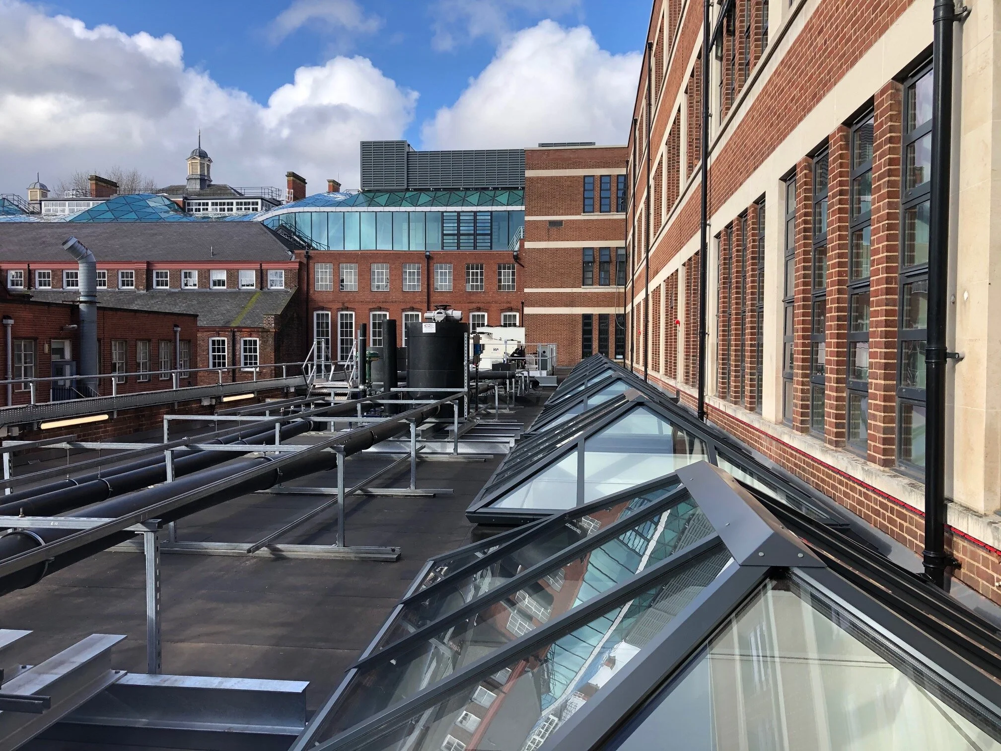 UNIVERSITY OF SHEFFIELD BROAD LANE — Assix Construct