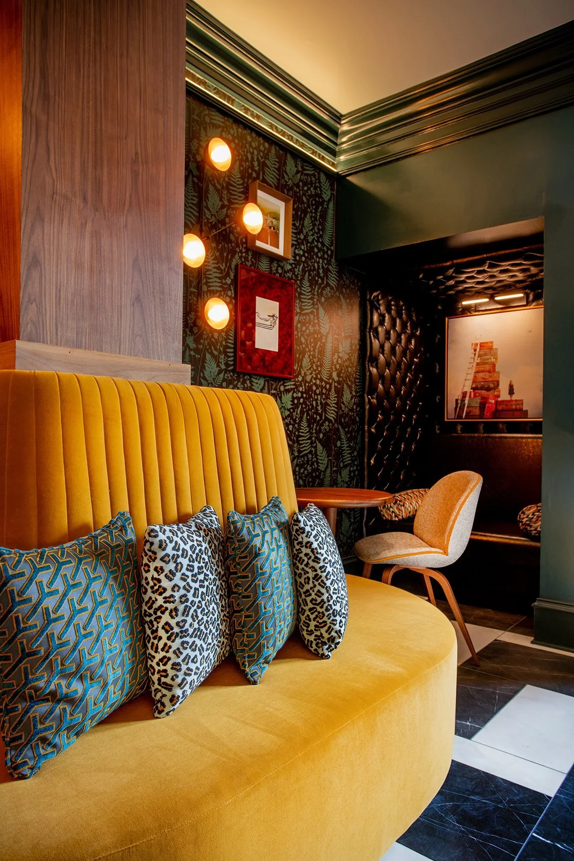 BellHotel_0003.JPG