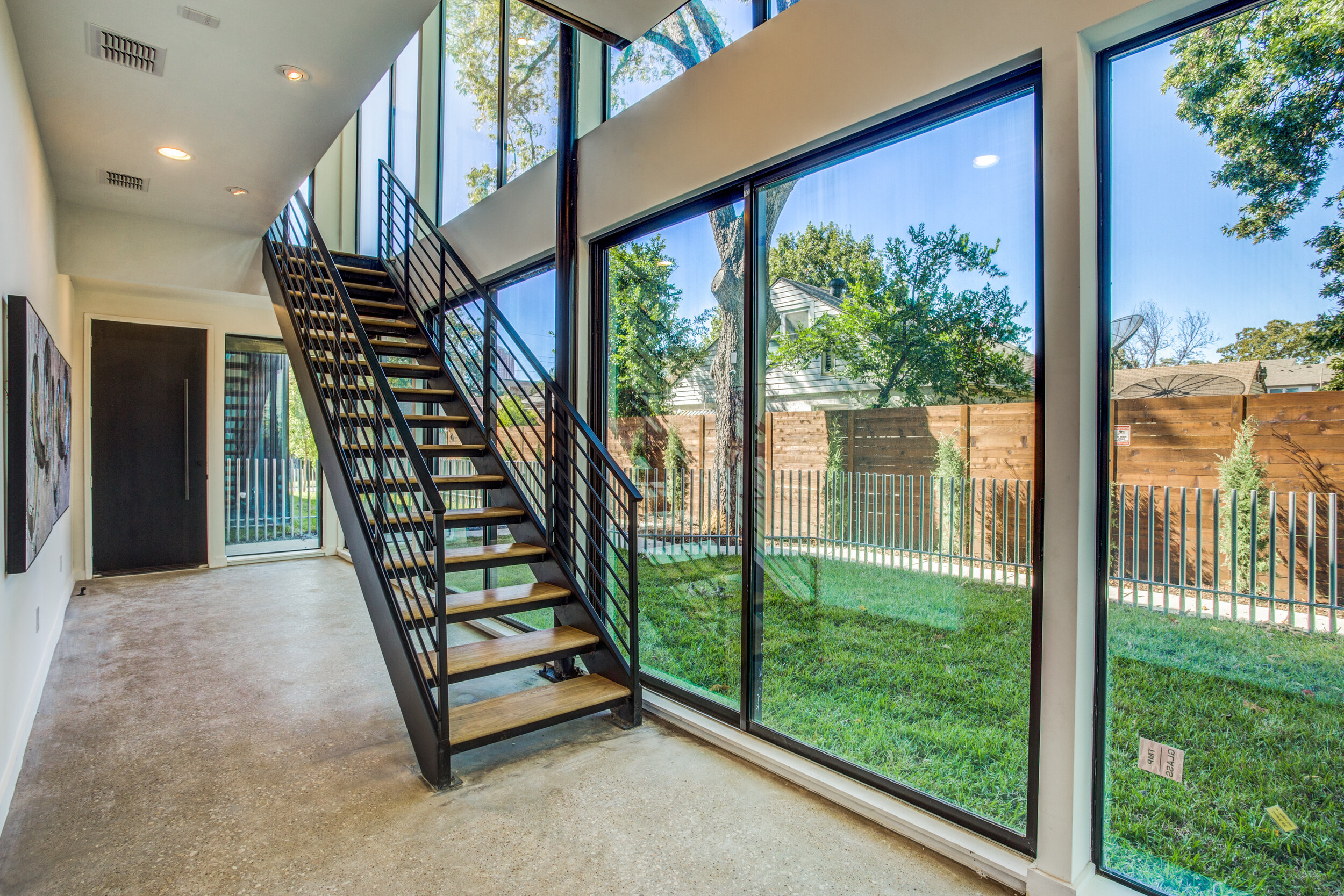 2110-n-prairie-ave-dallas-tx-4817-High-Res-6.jpg