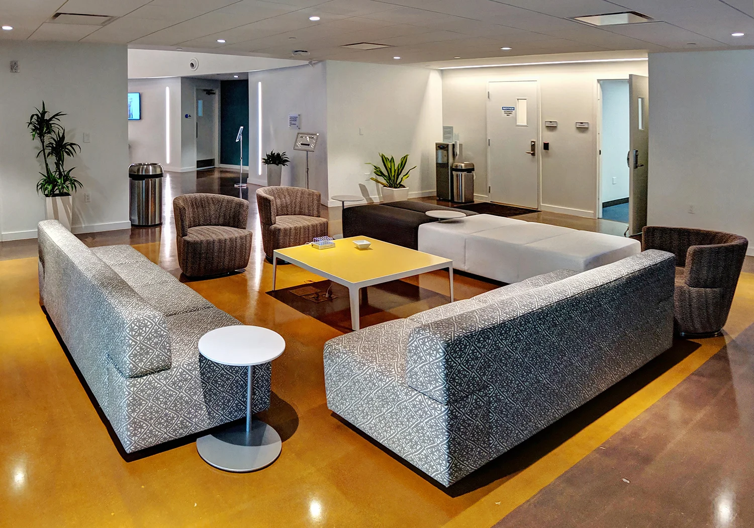 001 Lobby 12.jpg