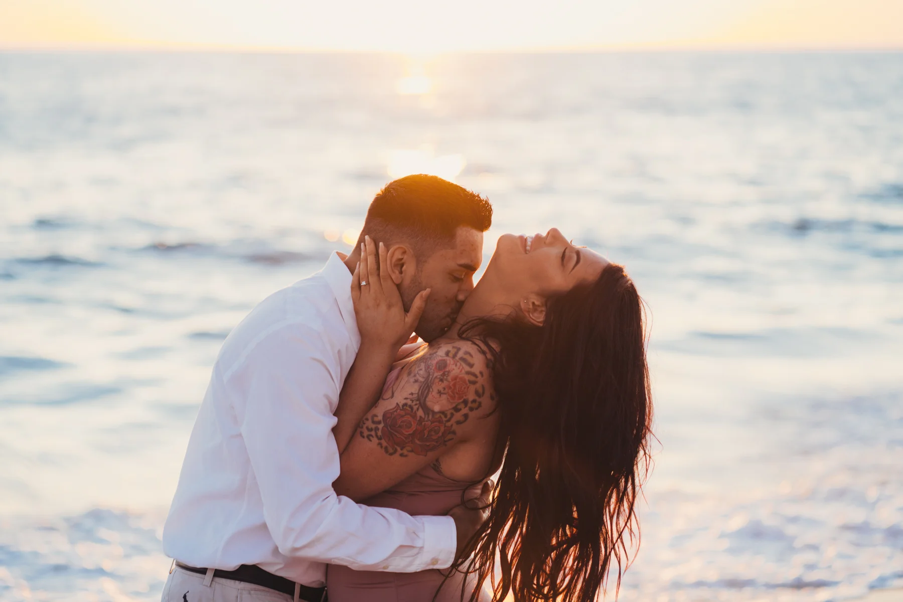 La Jolla engagement photography by Alina Mendoza, a San Diego based engagement and wedding photographer capturing intimate moments of love.