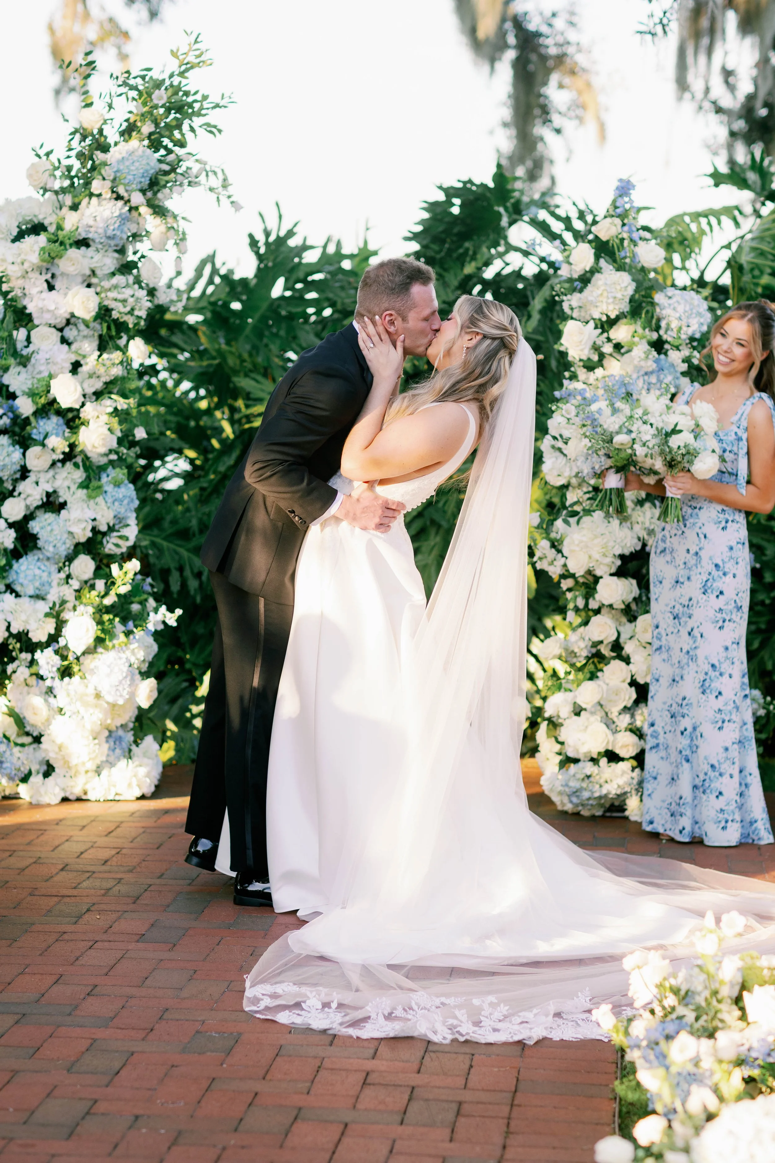 Wedding512.jpg