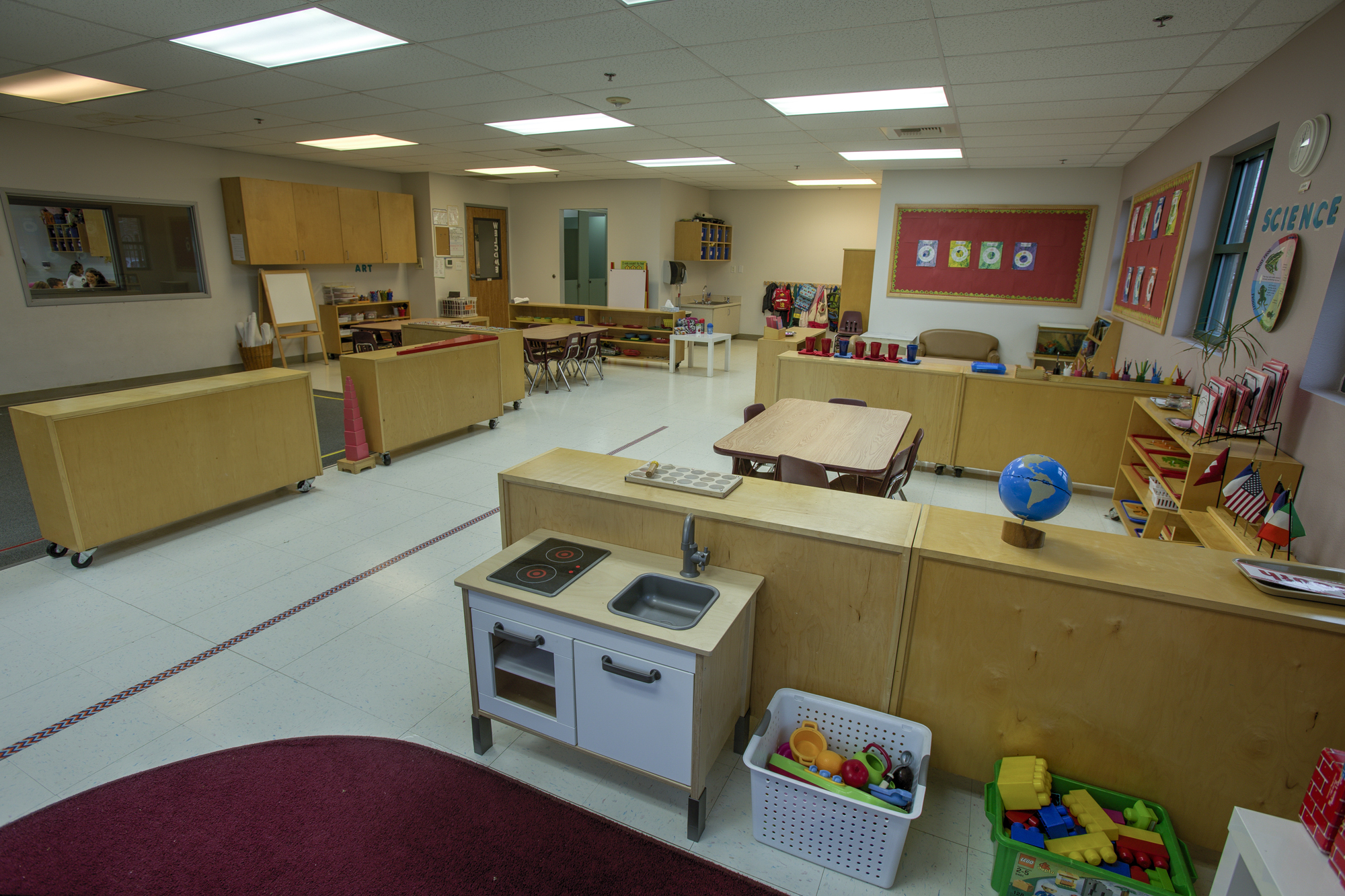 Little-Blossom-Montessori-Preschool-and-Daycare-Services-Sacramento-Natomas_19.jpg