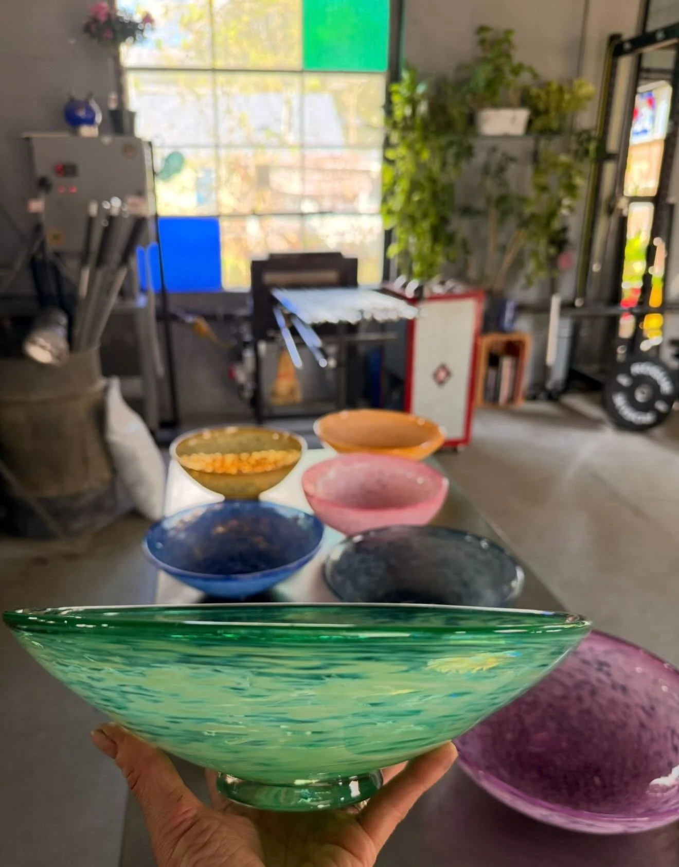 Here&rsquo;s a little sunshine on a cloudy day! #candycolor #funktional #saladbowl #handmadeglass #leagueofnhcraftsmen