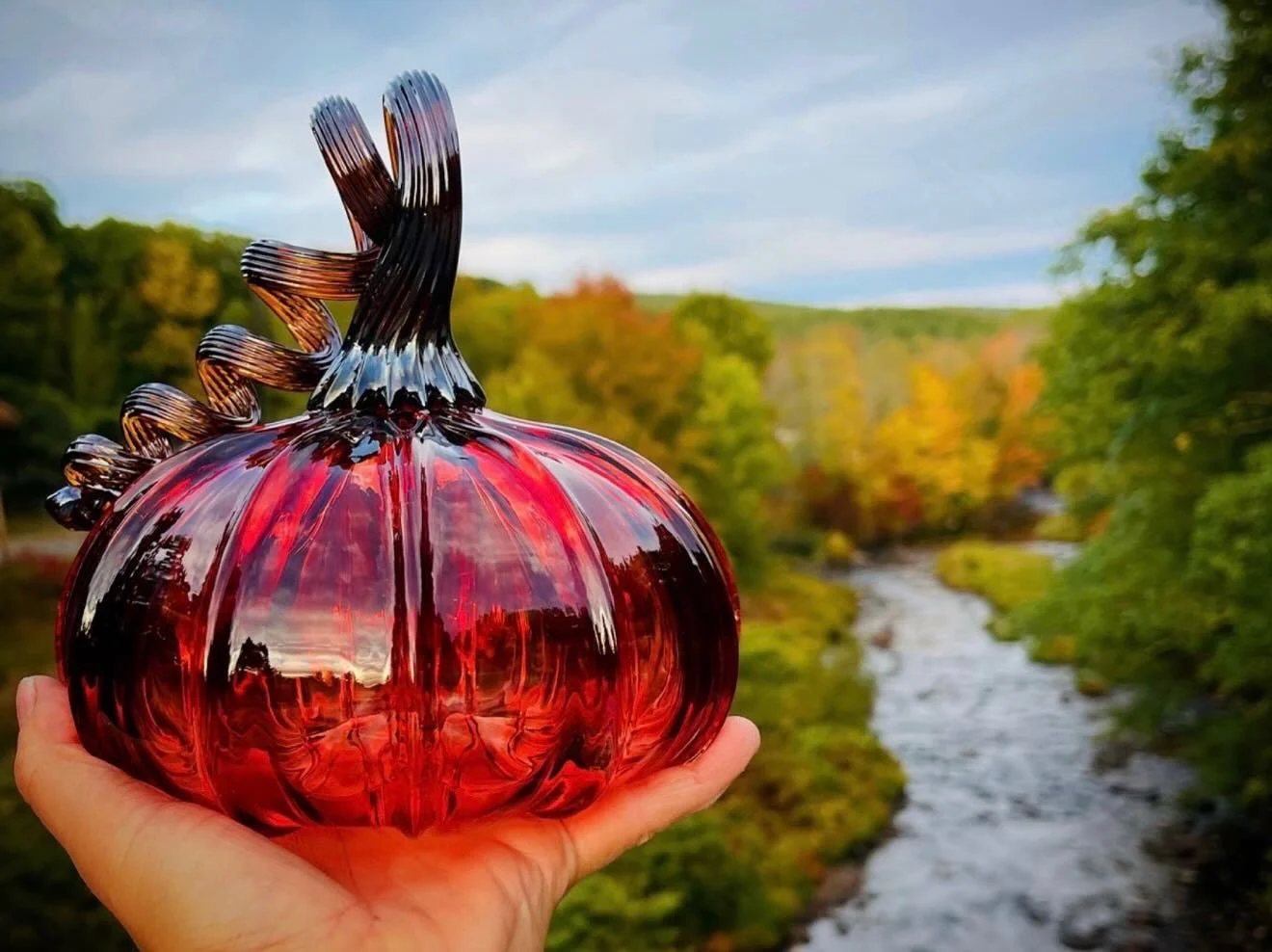 &ldquo;There is a time in late September when the leaves are still green, and the days are still warm, but somehow you know that everything is about to change.&rdquo; #copperruby #lateseptember #nhmade #customcolors #changeofseason