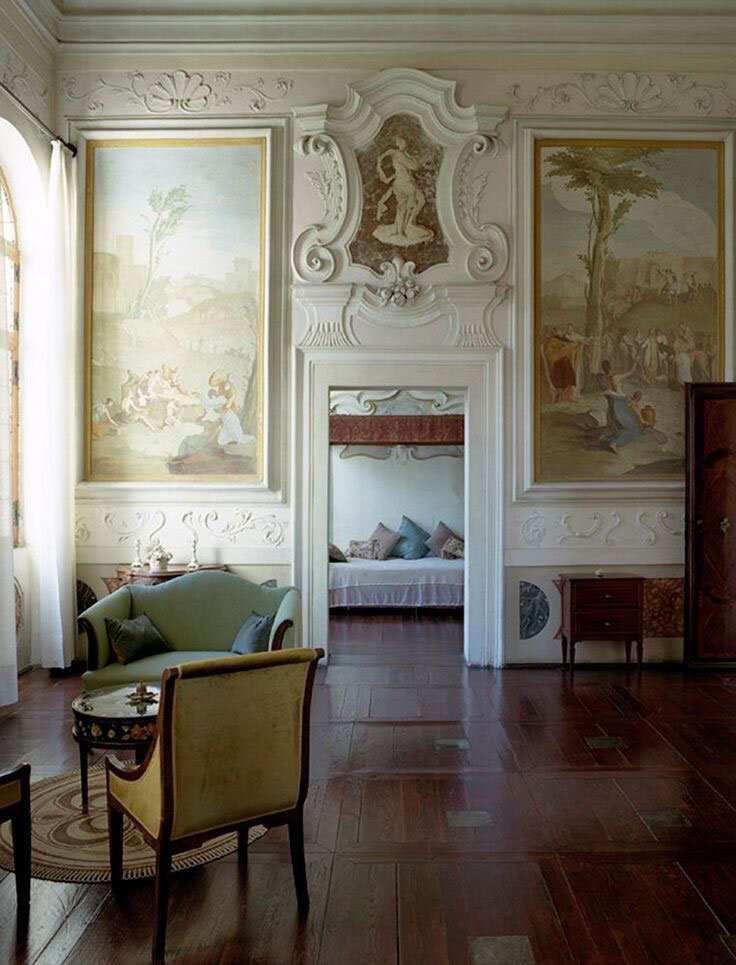 07-Weekday-Wanderlust-Villa-Cornaro-A-Palladian-Villa-in-Venice-This-Is-Glamorous.jpg