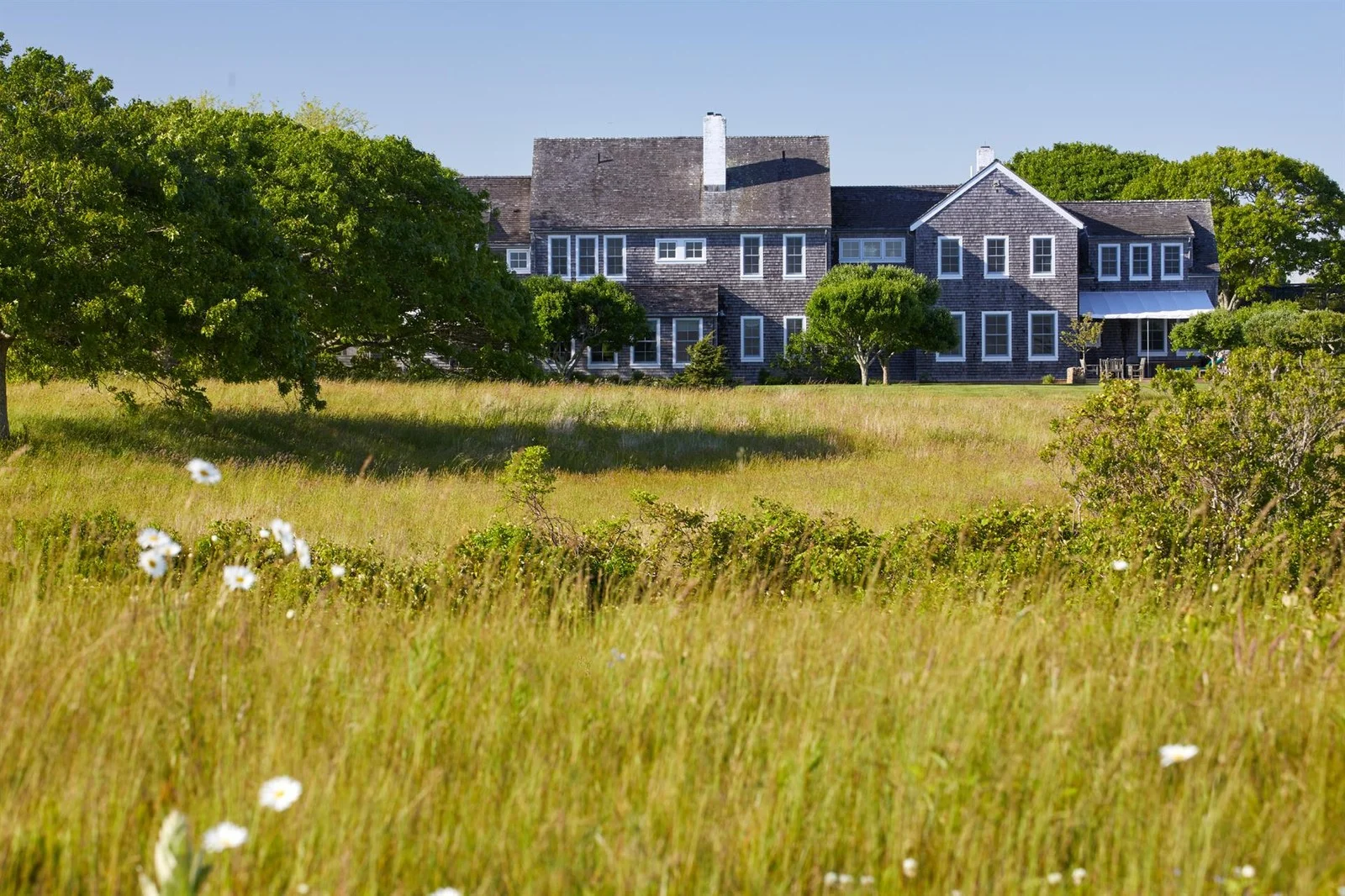 A 340-Acre Piece of American History - Jackie Kennedy’s Red Gate Farm Estate 