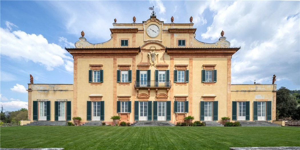 This Tuscan Villa Marked the Beginning of a Great Medici Romance