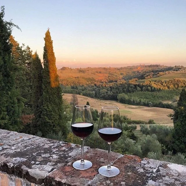 Cheers to Friday, Tuscany via @victoirefouquets⁠
.⁠
.⁠
.⁠
.⁠
.⁠
.⁠
#tuscany #italy #toscana #florence #travel #igerstoscana #italia #firenze #lucca #igerslucca #travelblogger #instatravel #cortona #venice #discoverytuscany #visititaly