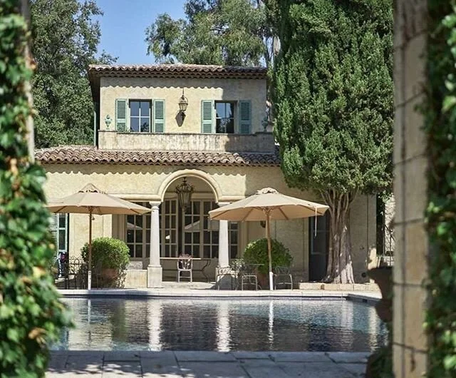 Recently featured on @francis.york: Ch&acirc;teau de Montfort has it all: formal gardens, water fountains, and a dreamy poolscape, set in one lush hectare in the heart of Provence. The property dates back to the 13th century and has been a source of 