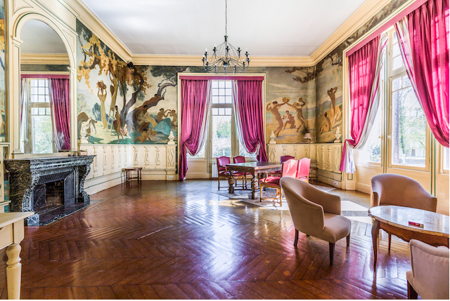 exceptional-manor-in-seine-et-marne (2).png