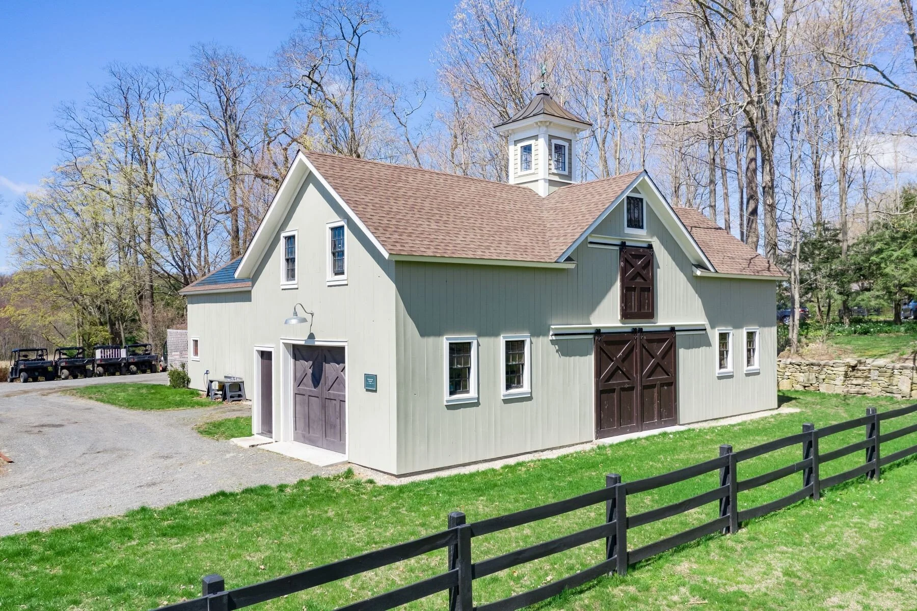 Luxury Farm Estate in Rural Redding, CT — Francis York