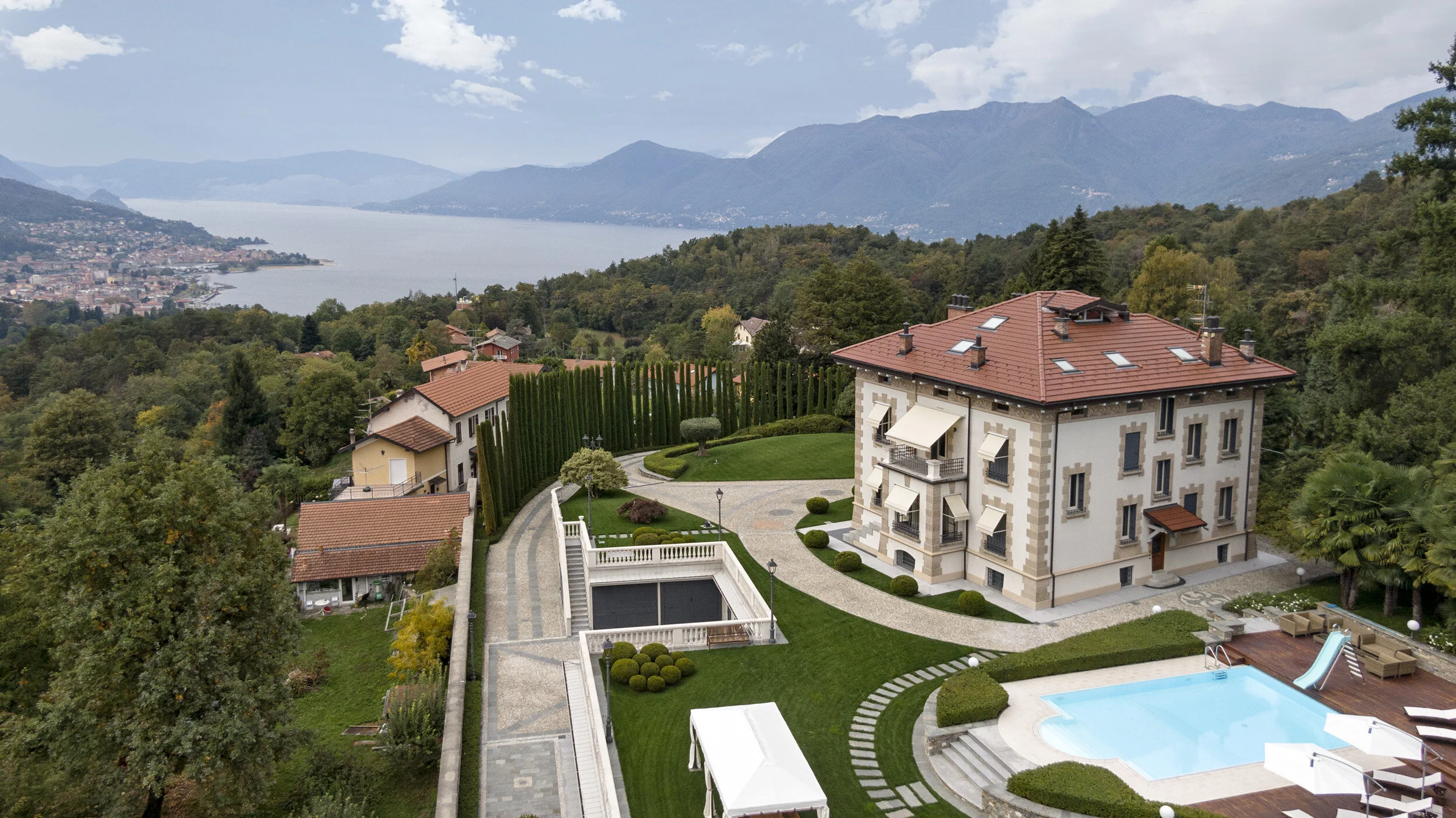Luxury Villa Overlooking Lago Maggiore — Francis York