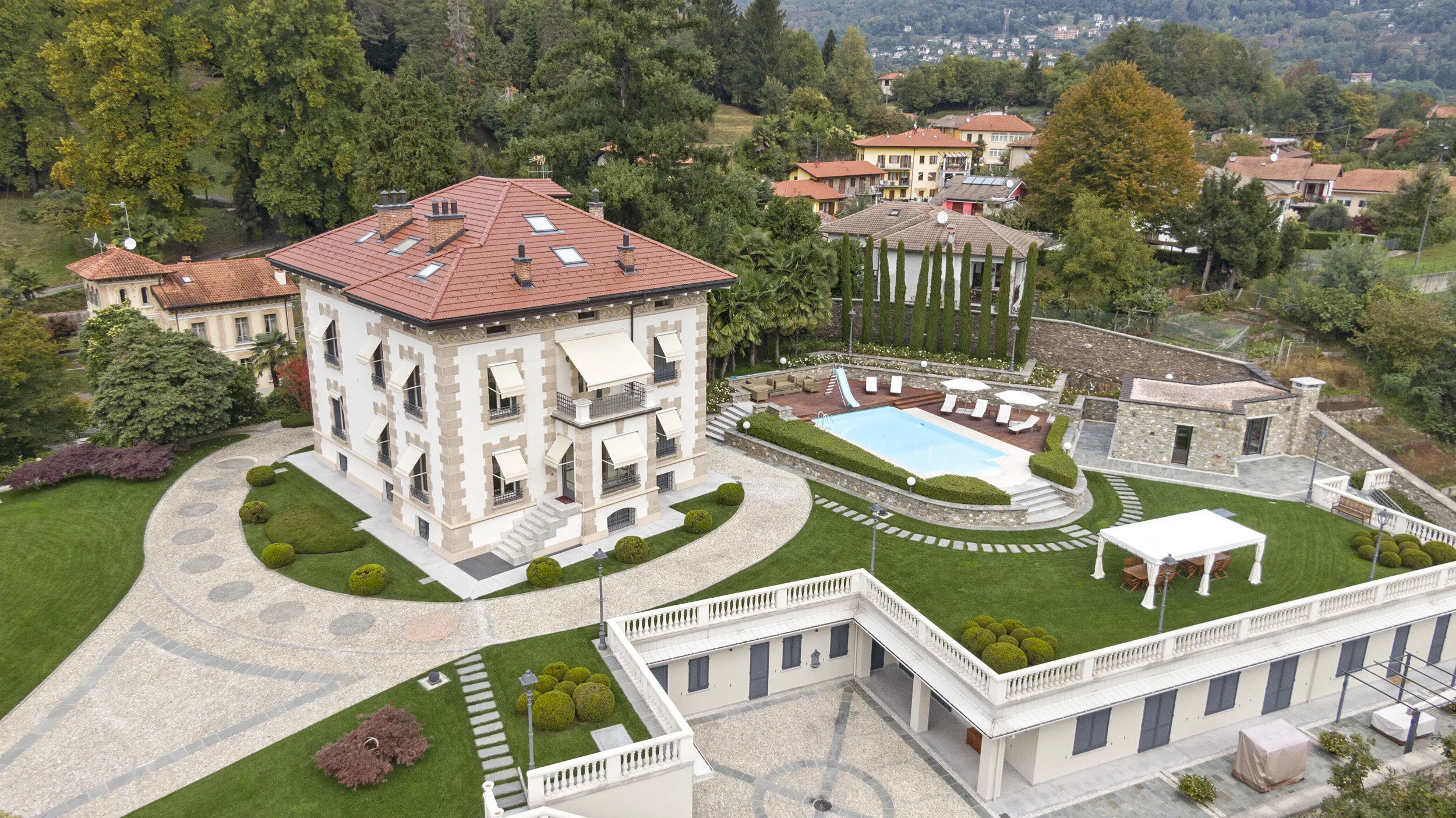 Lago Maggiore Front Side Home _ Lago Maggiore Front Side Home – APLNGK