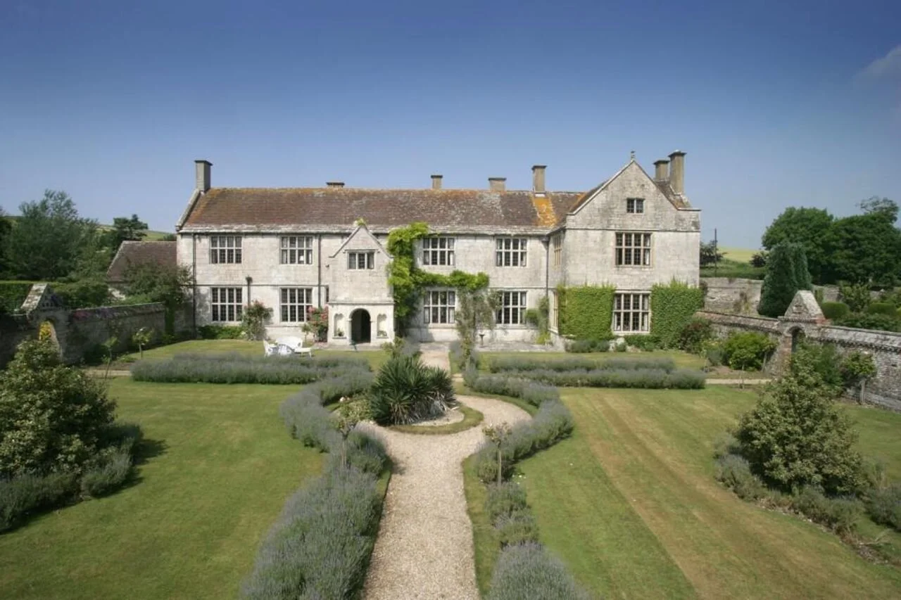 A 17th Century English Country Manor in Dorset