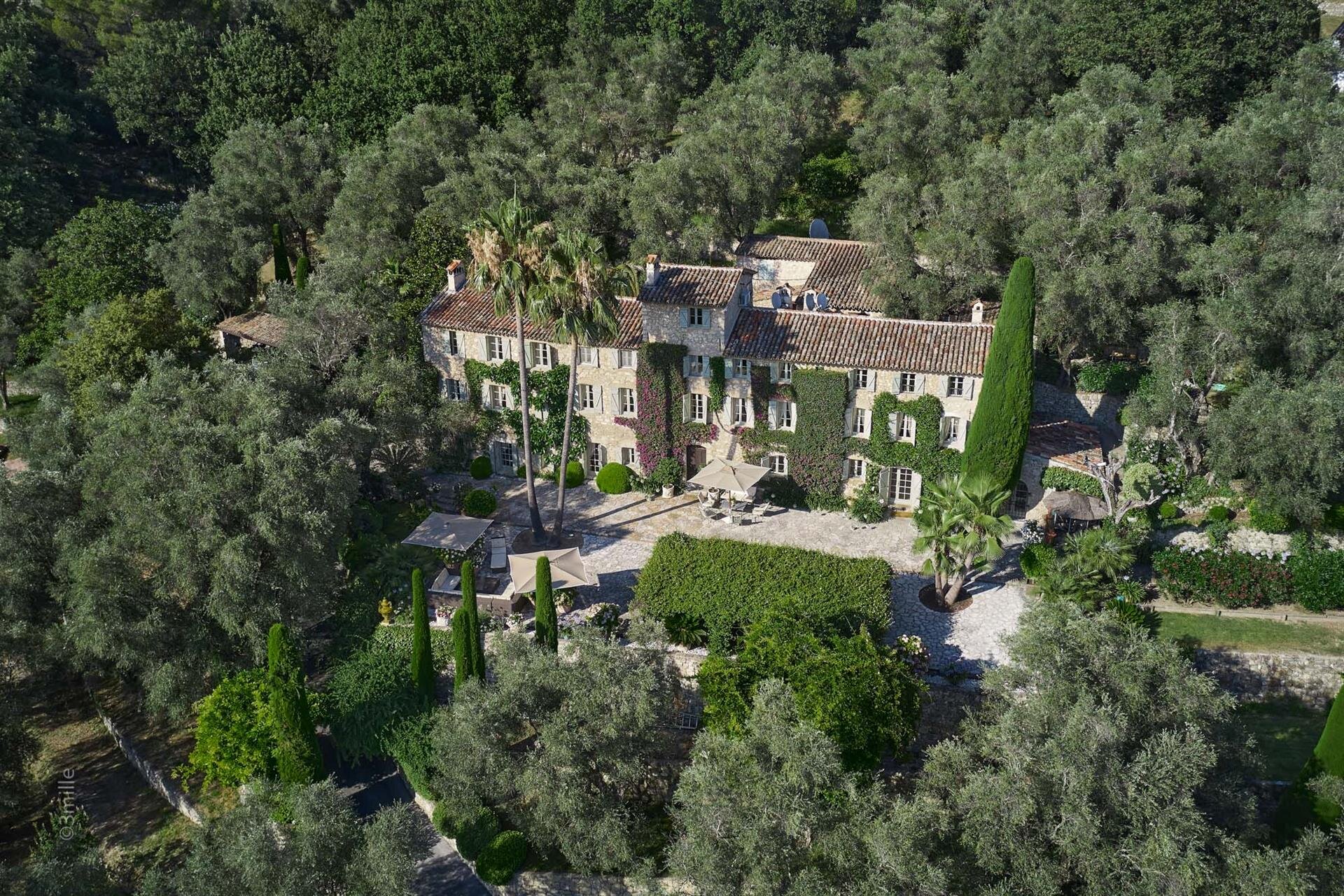 Francis York Ivy-Clad French Bastide on the Cote d’Azur 2.jpg