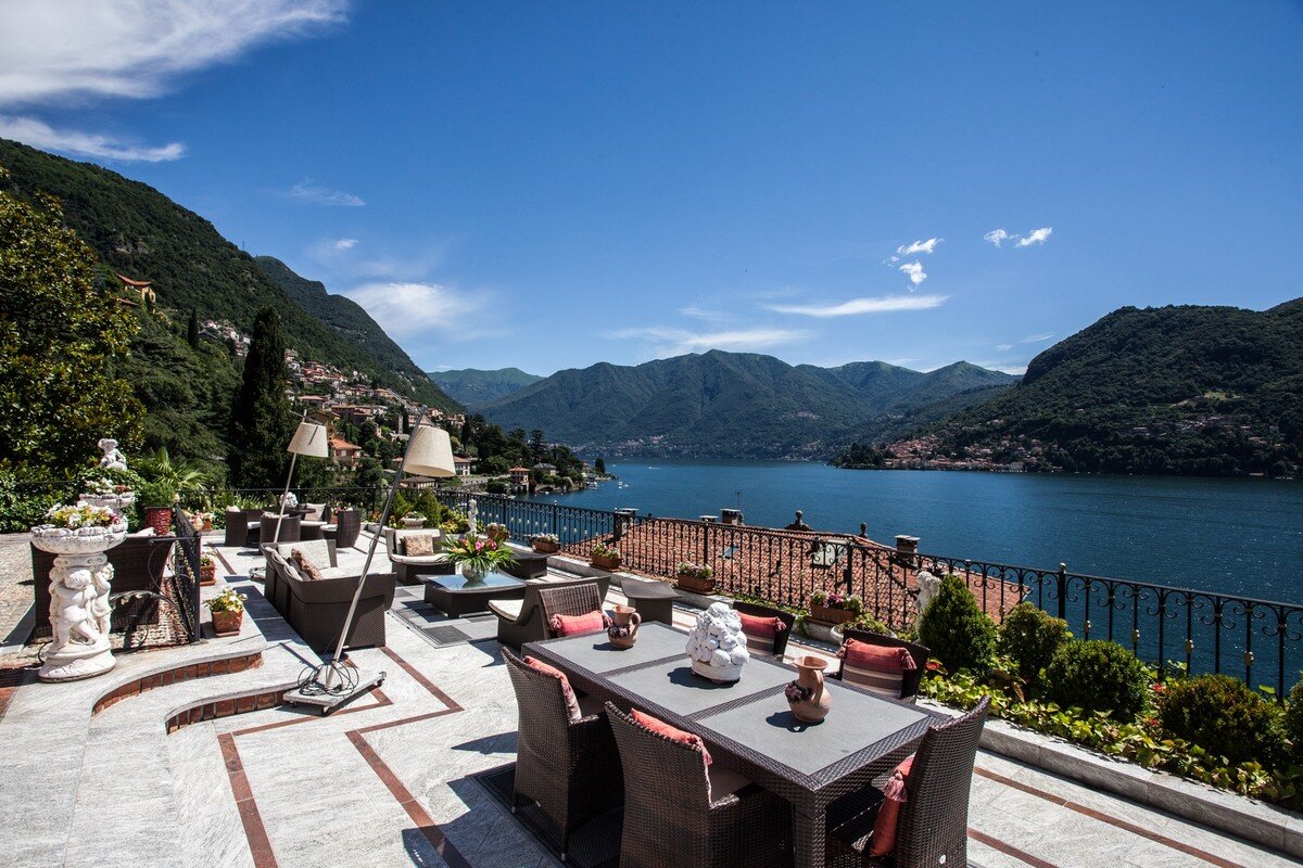 Francis York Luxury Villa on Lake Como5.jpg