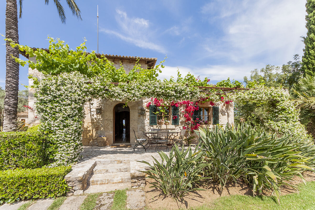 Francis York Country Estate in Mallorca3.jpg