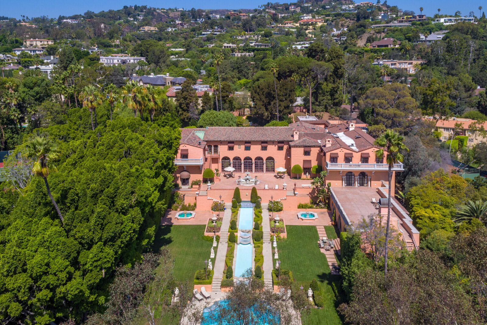 Francis York The Hearst Estate in Beverly Hills3.jpg