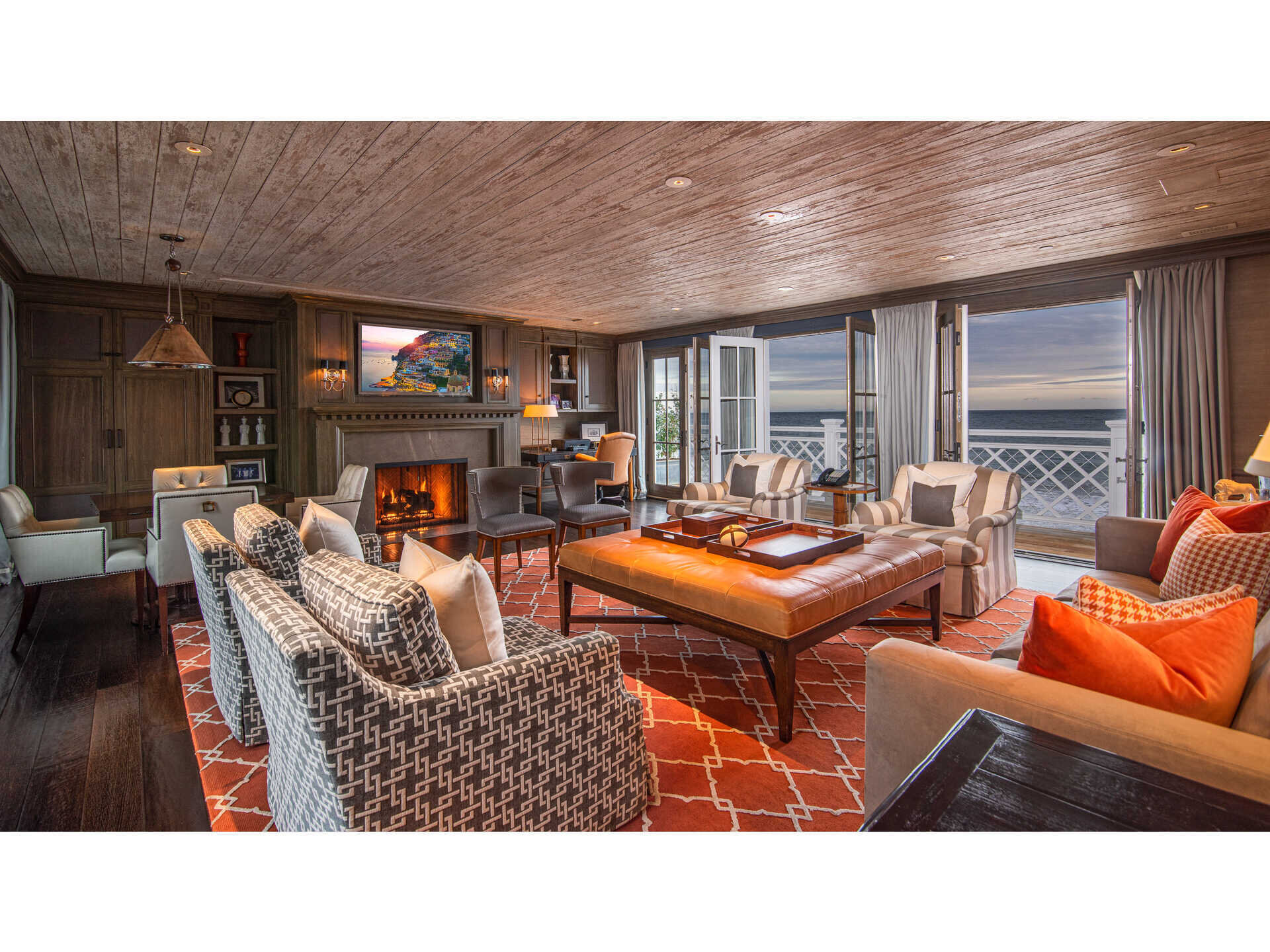 Francis York A Resort Developer’s Oceanfront Malibu Mansion23.jpg