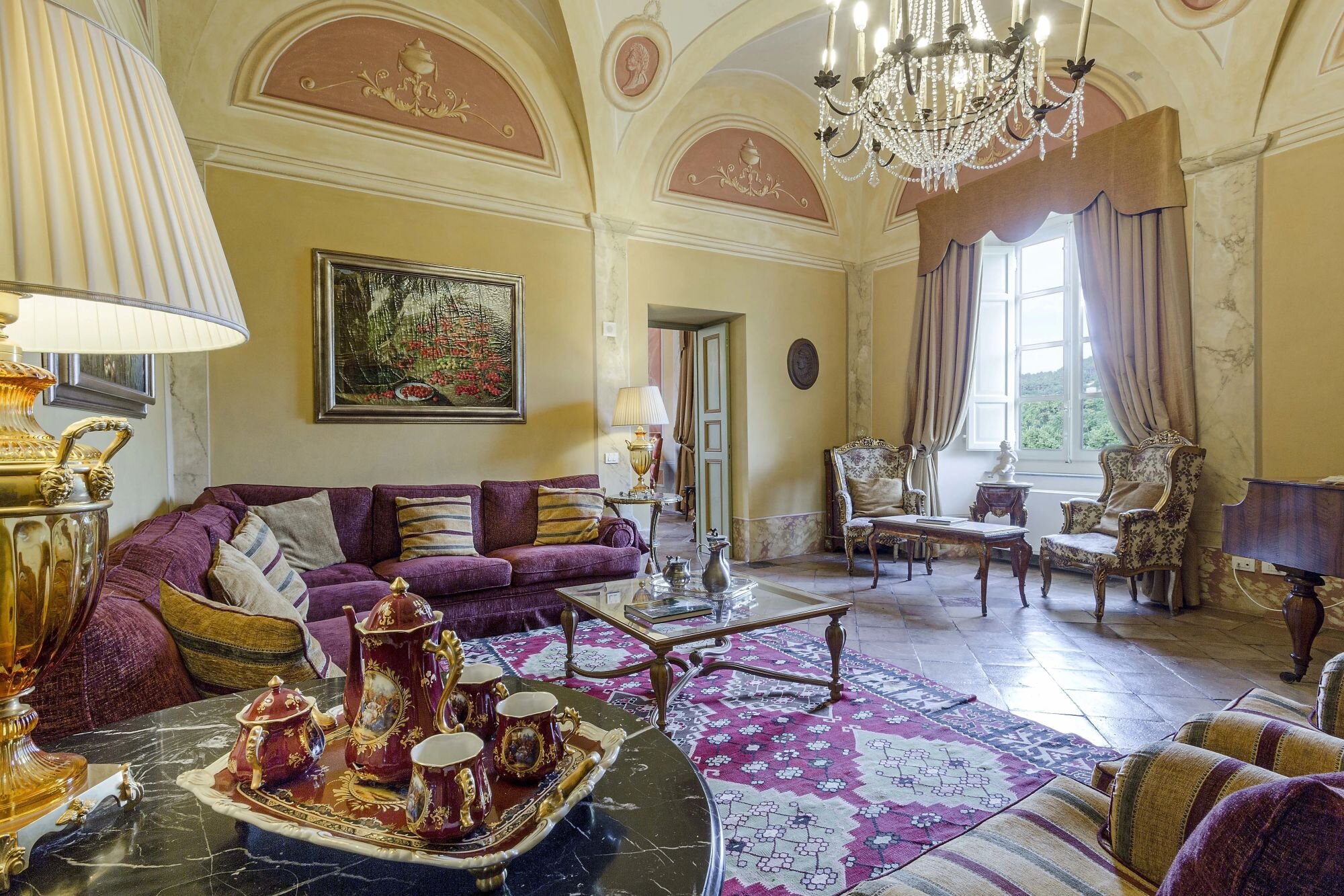 Francis York A Portfolio of Luxury Tuscan Villa Rentals is Coming to Auction17.jpeg