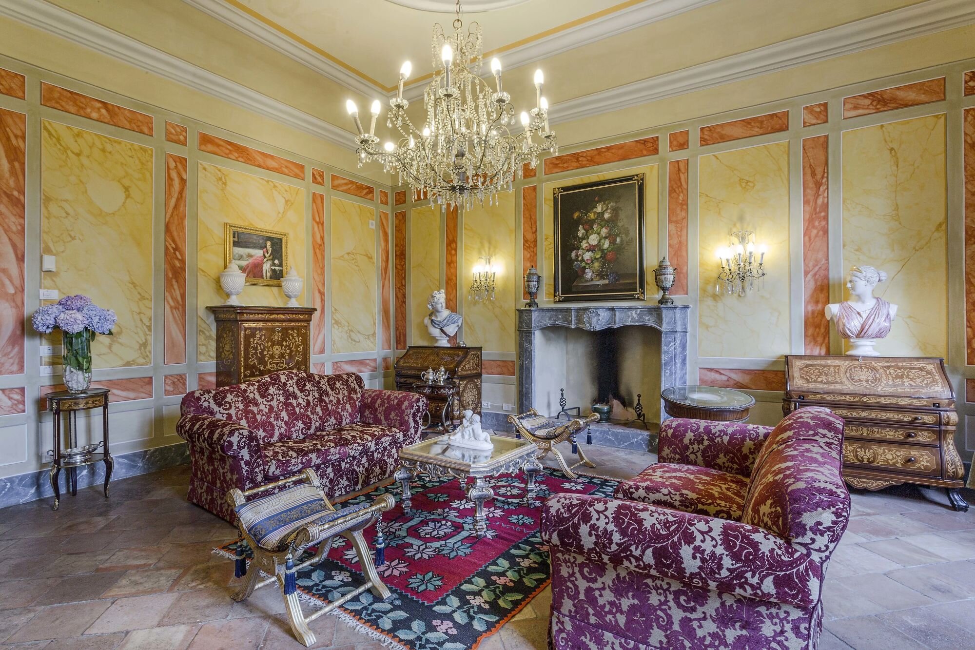 Francis York A Portfolio of Luxury Tuscan Villa Rentals is Coming to Auction19.jpeg