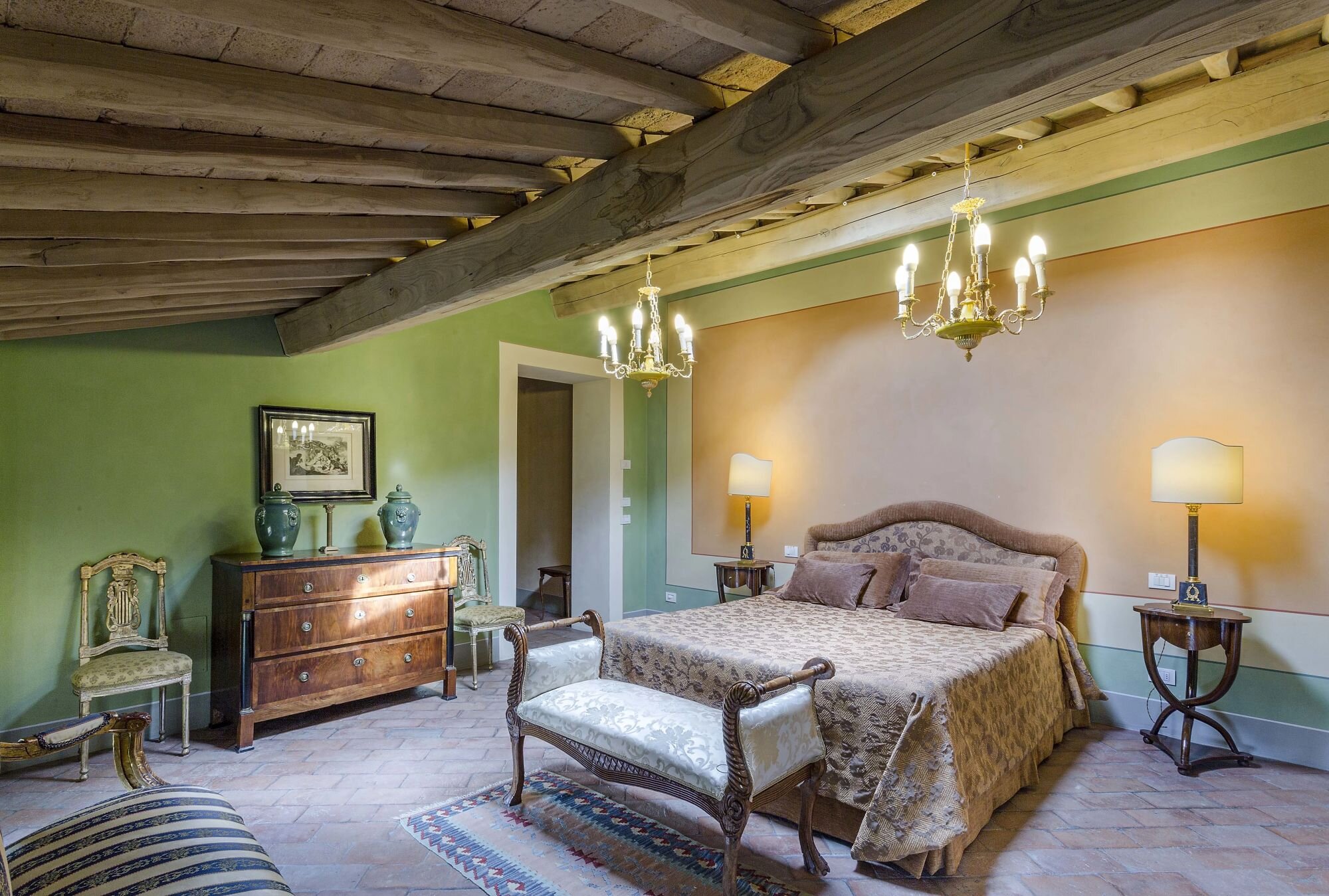 Francis York A Portfolio of Luxury Tuscan Villa Rentals is Coming to Auction34.jpeg