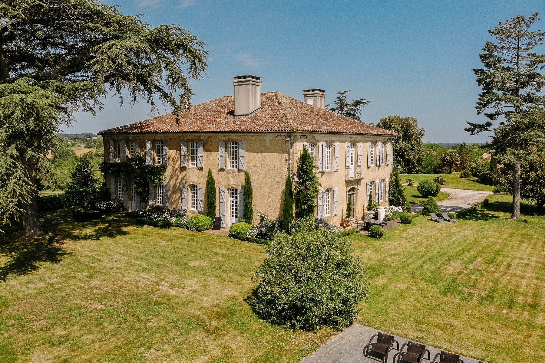 Francis York 18th Century Manor in Gascony, France2.jpg