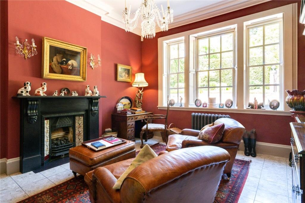 Francis York A Historic Queen Anne House in Buckinghamshire15.jpeg