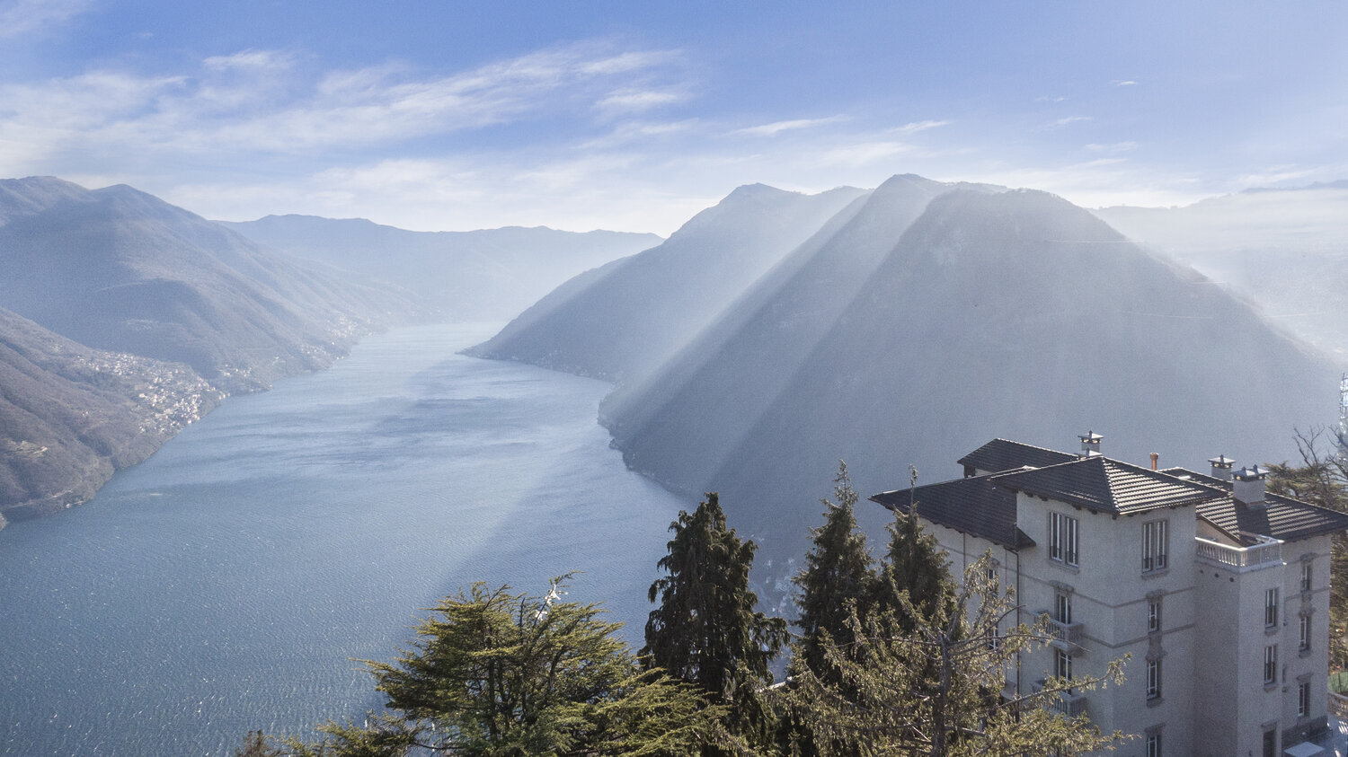 Francis York Villa Peduzzi is the Ultimate Luxury Vacation Home on Lake Como17.jpg
