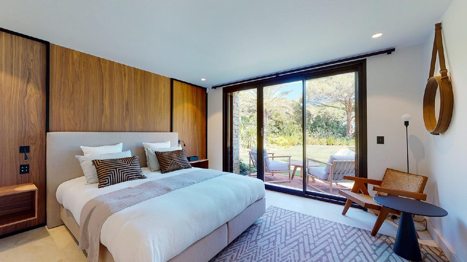Francis York Carlton Internation - Luxury Villa Rental in Les Parcs de St Tropez11.jpeg