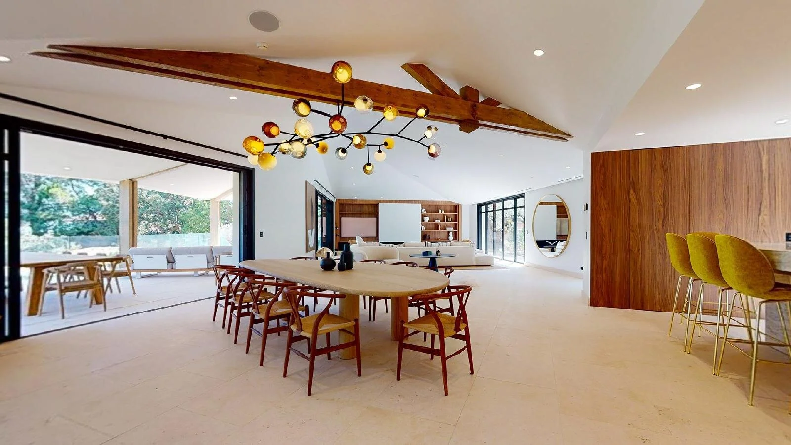 Francis York Carlton Internation - Luxury Villa Rental in Les Parcs de St Tropez5.jpeg